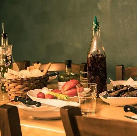 Gallo Alloggio per agriturismo