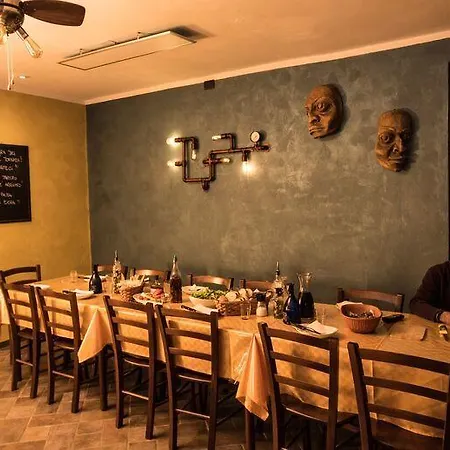 Gallo Alloggio per agriturismo