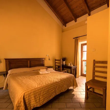 Alloggio per agriturismo Gallo Cortemilia