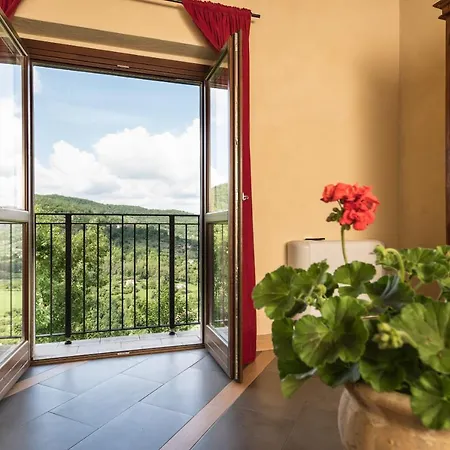 Gallo Alloggio per agriturismo