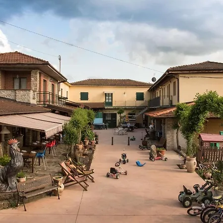 Alloggio per agriturismo Gallo Cortemilia